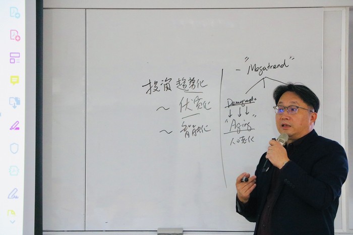 109.10.17 EMBA產業分析專題演講 劉宗聖 教授 「智能投資之現況與展望」圖片