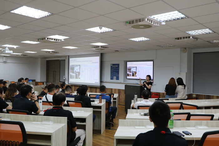 114學年度迎新活動圖片